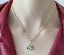 Carica l'immagine nel visualizzatore di Gallery, Collier upcyclé not so perfect Louis Vuitton