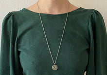 Charger l'image dans la galerie, Collier upcyclé giraffe Dior