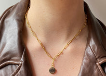 Charger l'image dans la galerie, Collier upcyclé brown flower Louis Vuitton