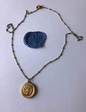 Charger l'image dans la galerie, Collier upcyclé tête turquoise Chanel