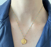 Charger l'image dans la galerie, Collier upcyclé tête turquoise Chanel