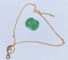 Load image into Gallery viewer, Choker upcyclé boule Louis Vuitton