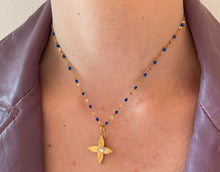 Carica l'immagine nel visualizzatore di Gallery, Choker upcyclé fleur bleu Louis Vuitton