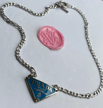Charger l'image dans la galerie, Choker upcyclé turquoise Prada