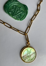 Charger l'image dans la galerie, Choker upcyclé green apple nacre YSL