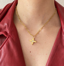 Charger l'image dans la galerie, Collier upcyclé fleur Louis Vuitton