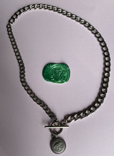 Carica l'immagine nel visualizzatore di Gallery, Collier upcyclé rock medusa Versace
