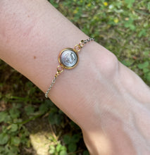 Charger l'image dans la galerie, Bracelet upcyclé medusa bicolore Versace