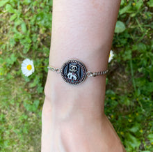 Load image into Gallery viewer, Bracelet upcyclé grand éléphant Chanel