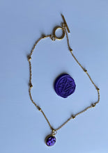 Carica l'immagine nel visualizzatore di Gallery, Choker upcyclé fleur violet Louis Vuitton