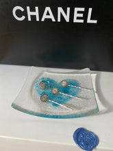 Charger l'image dans la galerie, Barrette upcyclée Chanel