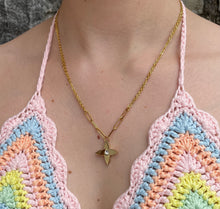 Carica l'immagine nel visualizzatore di Gallery, Collier upcyclé not so basic flower Louis Vuitton