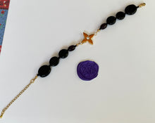 Carica l'immagine nel visualizzatore di Gallery, Bracelet upcyclé the dark flower Louis Vuitton