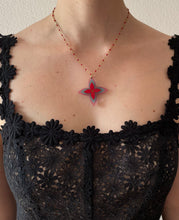 Charger l'image dans la galerie, Collier upcyclé big red flower Louis Vuitton