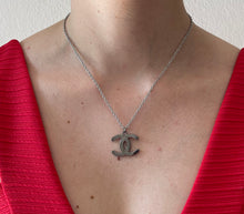 Load image into Gallery viewer, Choker upcyclé simple logo Chanel