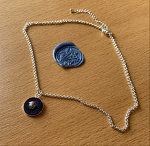 Load image into Gallery viewer, Choker upcyclé le prince des ténèbres simple Versace