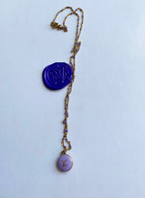 Carica l'immagine nel visualizzatore di Gallery, Collier upcyclé logo lilas Louis Vuitton