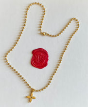 Carica l'immagine nel visualizzatore di Gallery, Collier upcyclé tiny flower Louis Vuitton