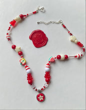 Charger l'image dans la galerie, Choker upcyclé red star Dior