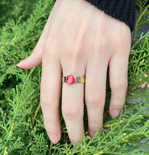 Load image into Gallery viewer, Bague upcyclée red Fendi
