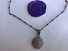 Load image into Gallery viewer, Collier upcyclé medusa violet Versace
