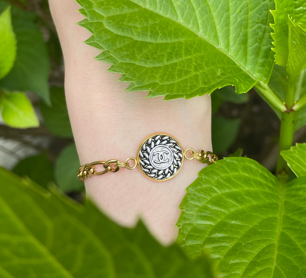 Bracelet upcyclé golden and silver logo Chanel